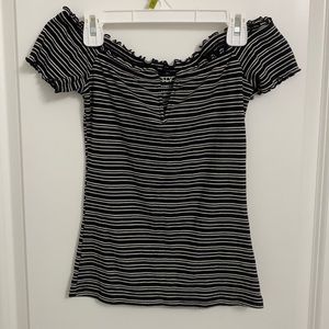 Aeropostale Seriusly soft off shoulder top XS